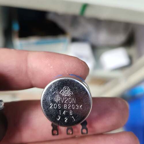 可维修电位器RV20N 20S议价