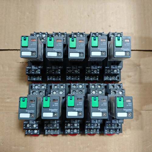 可维修RXM RPM22BD中间继电器 2排宽8脚 15A议价