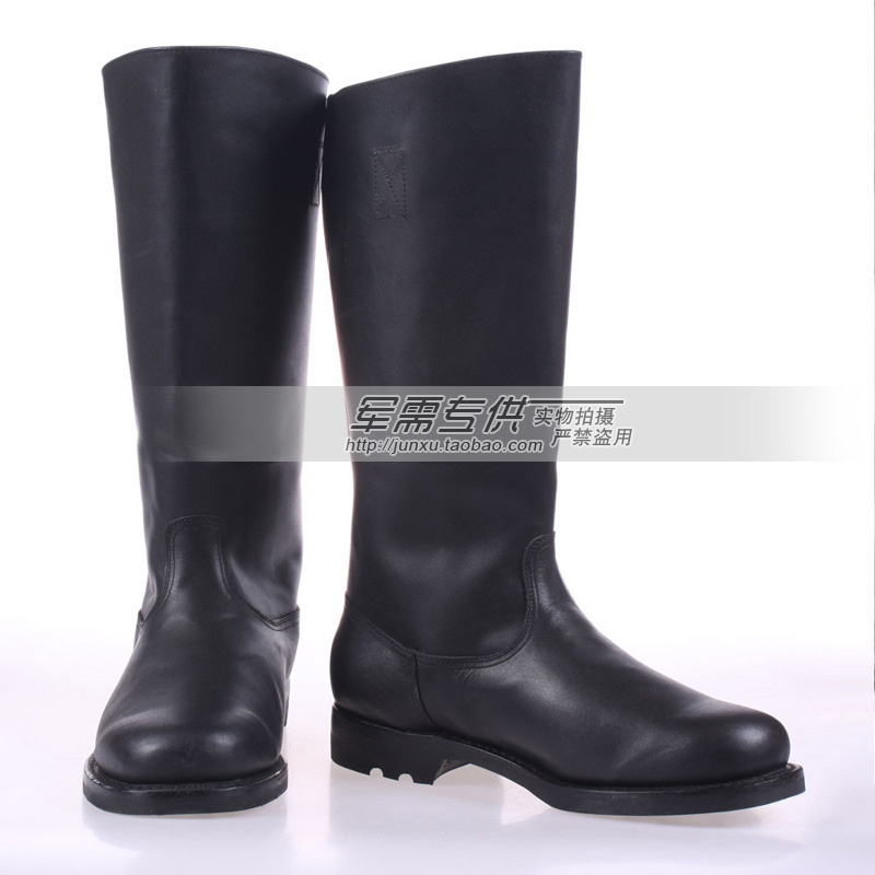 Bottes militaires - Ref 1397018 Image 1