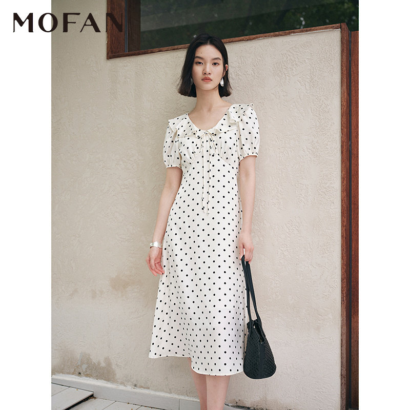 【商场同款】MOFAN摩凡夏装新款甜美淑女米色波点荷叶边V领连衣裙图片