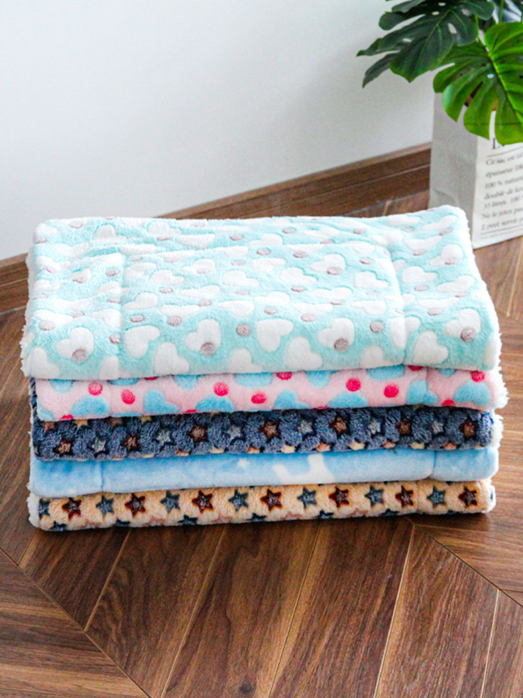 DOG MAT FOR DOG SLEEPING SLEEPING MAT PET BLANKET CAT WINTER WARM BLANKET THICKENED QUILT