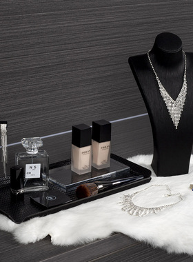 星韵 现代轻奢样板间梳妆台衣帽间项链耳环组合软装饰品搭配套装