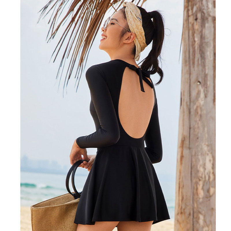 高级感连体露背长袖保守裙式