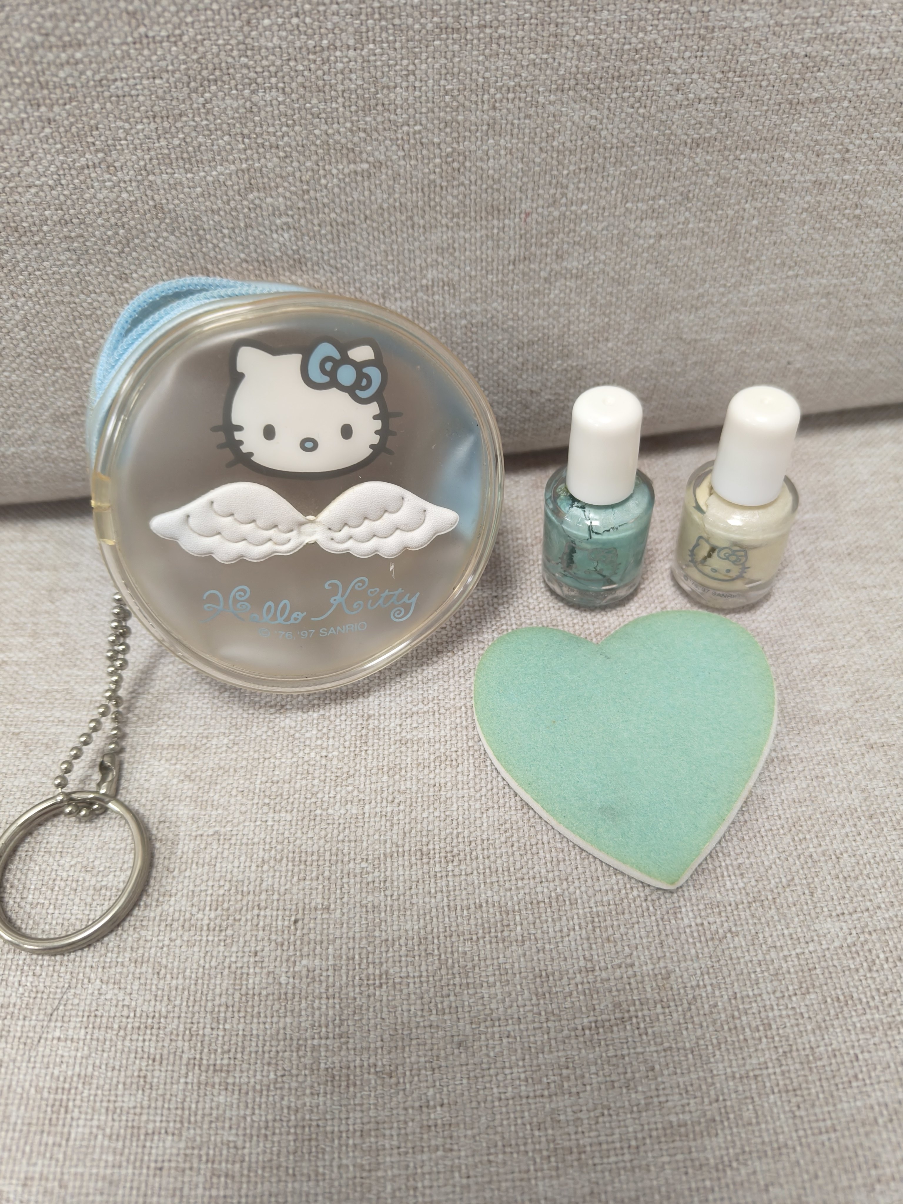 Hellokitty中古稀有1997年天使系列指甲油包包套装，全新甲油已干