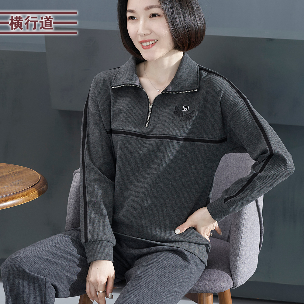 中年妈妈横行道宽松绣花长袖女装