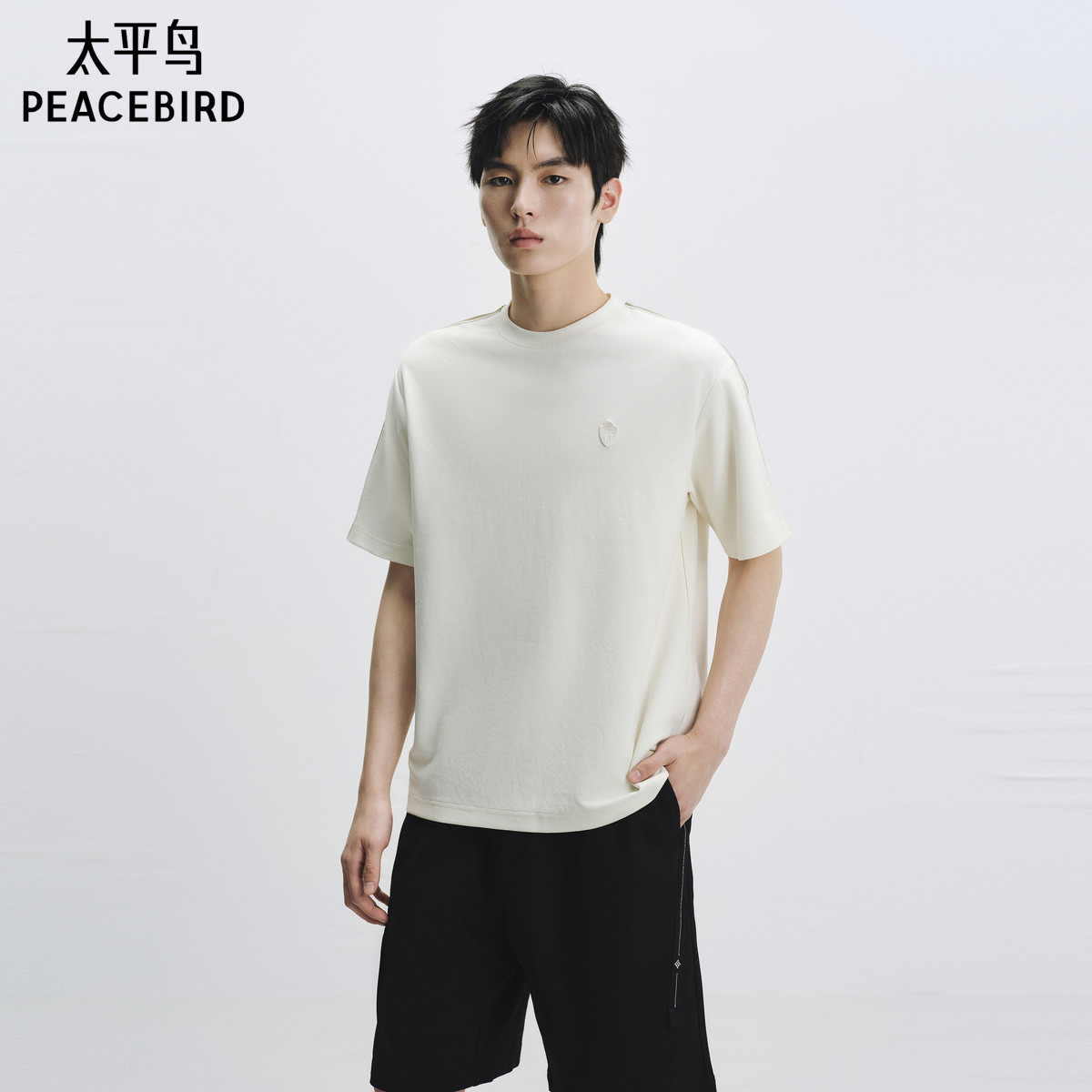 【凉感】太平鸟男装美式撞色短袖T恤2025夏新款宽松青年体恤衫