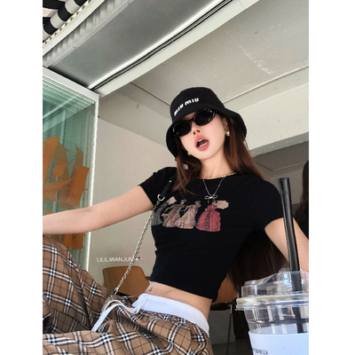 甜酷少女小个子短款T恤女夏上衣