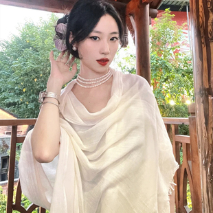 纯色棉麻大披肩女外搭系脖高级感薄丝巾夏季防晒空调房围巾长纱巾
