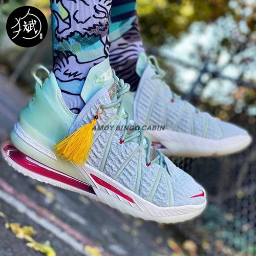 NikeLebron紫禁重器女子篮球鞋