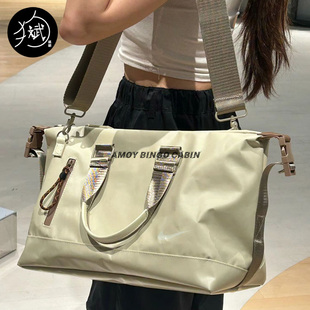 Nike耐克会员限定男女防水皮面运动健身骑行单肩手提斜挎包 BG044