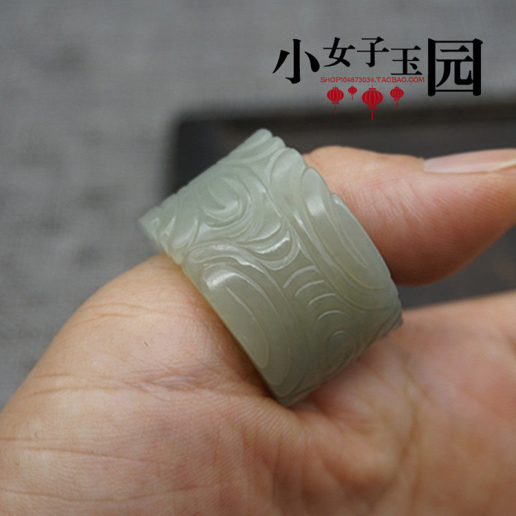 清代仿古老和田玉精雕云纹扳指 玉质油润复古男款直板戒指手配饰