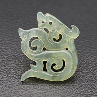 岫玉仿古龙吊坠挂件单面镂空炎水玉龙型玉佩腰佩颈饰男女款项链坠