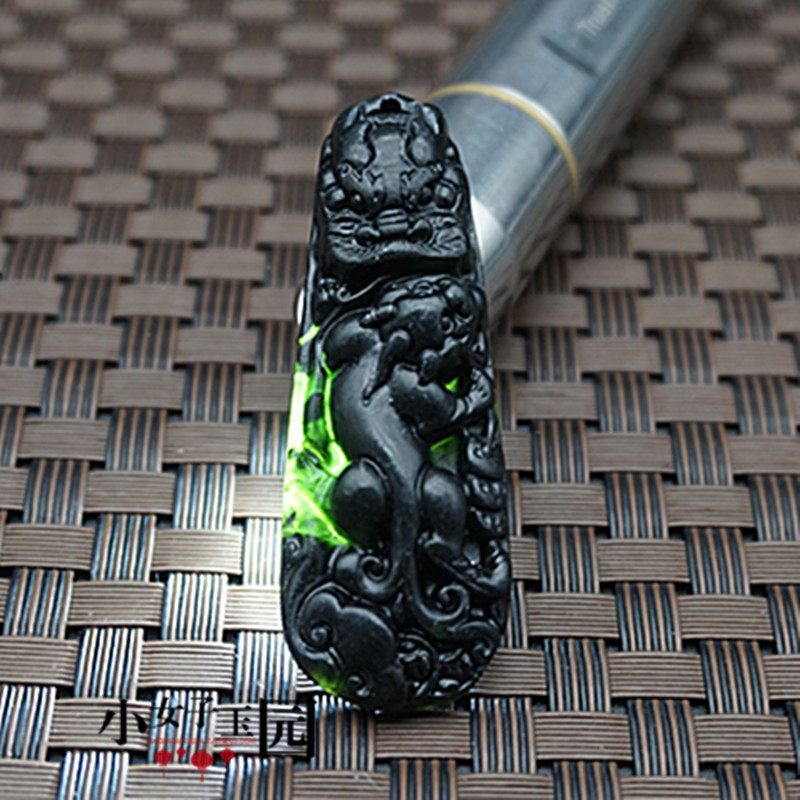 黑绿玉貔貅吊坠挂件墨绿玉男女款霸王貔貅玉佩玉坠项链颈饰