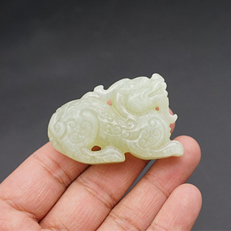 岫玉立体雕刻貔貅吊坠挂件水墨风玉石貔貅玉佩玉坠小摆件把件腰佩