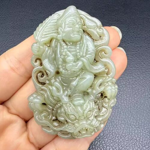 和田玉济公吊坠挂件仿古青白玉降龙罗汉玉佩腰佩玉坠颈饰项坠把件