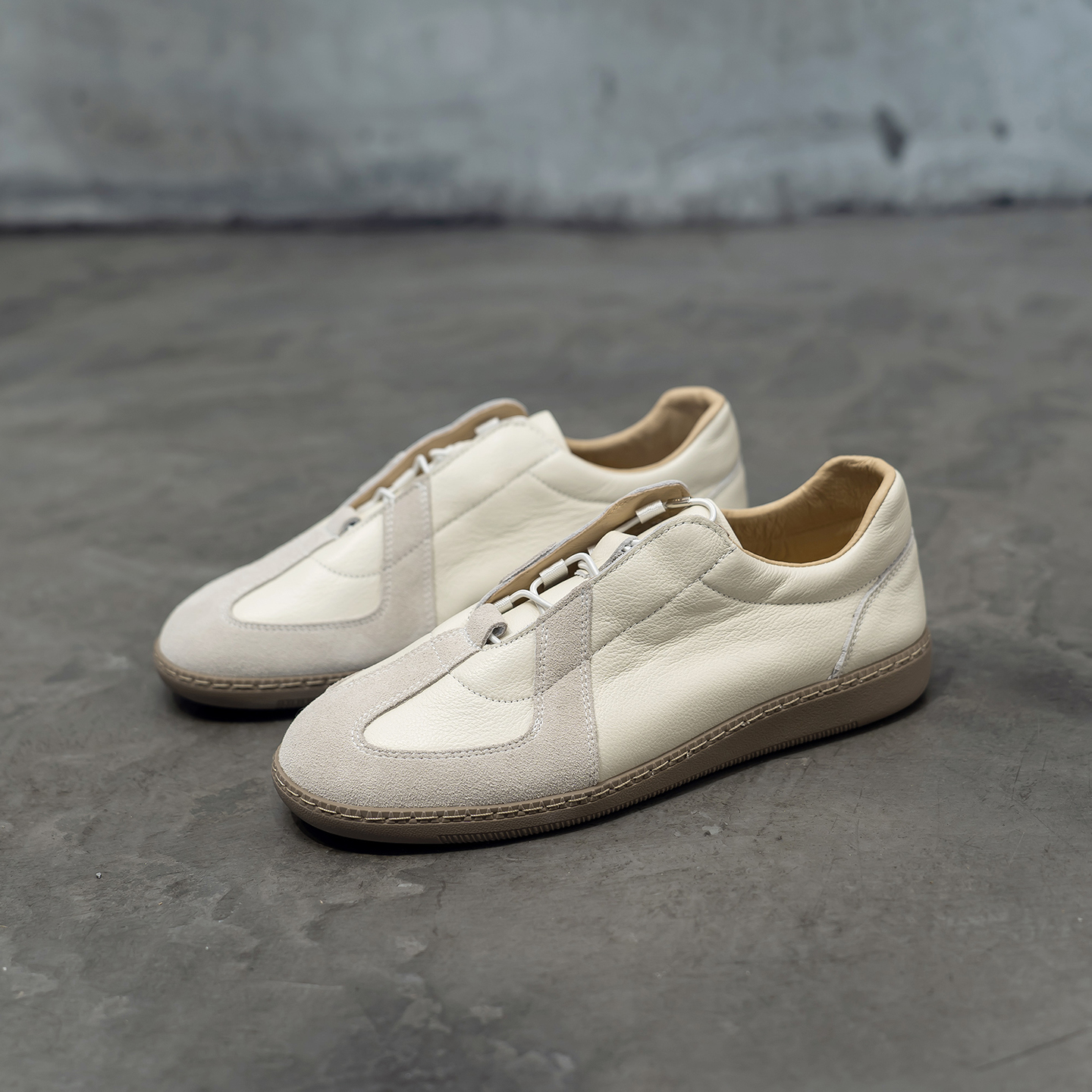 2025新款夏季透气休闲板鞋男韩版真皮复古小白鞋一脚蹬套脚懒人鞋