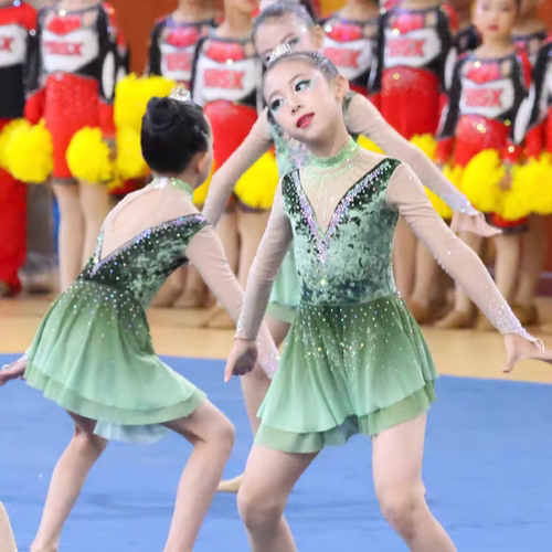 新款校园爵士啦啦操服装儿童拉拉队服装专业定制啦啦操演出服装