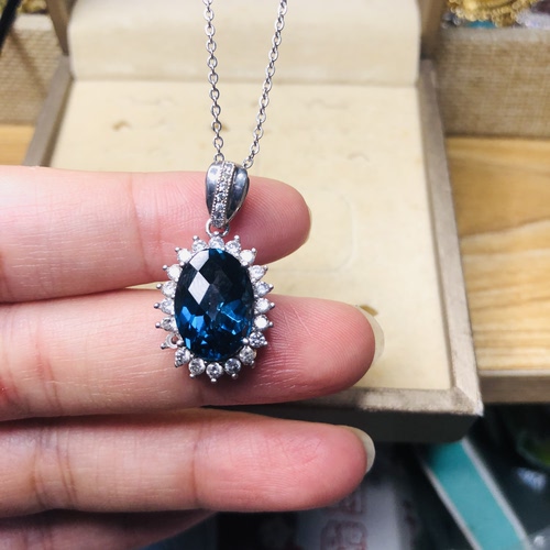 925银镶嵌天然蓝托帕石14X10MM吊坠坦桑蓝色送礼首选保真送链