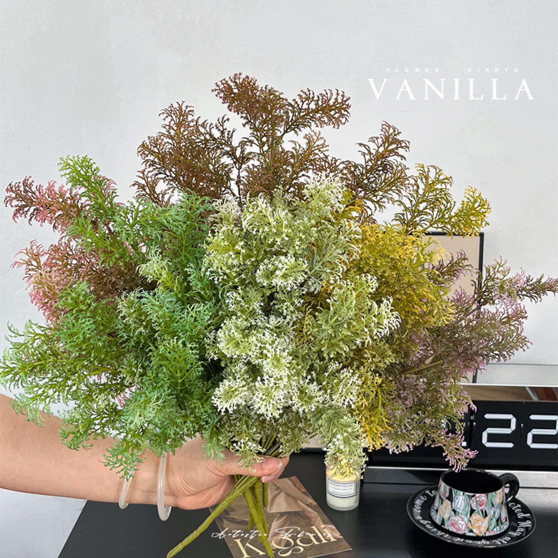 9叉香草塑料绒毛感仿真绿植蓬莱松雪松毛绒假花水草插花布置花材