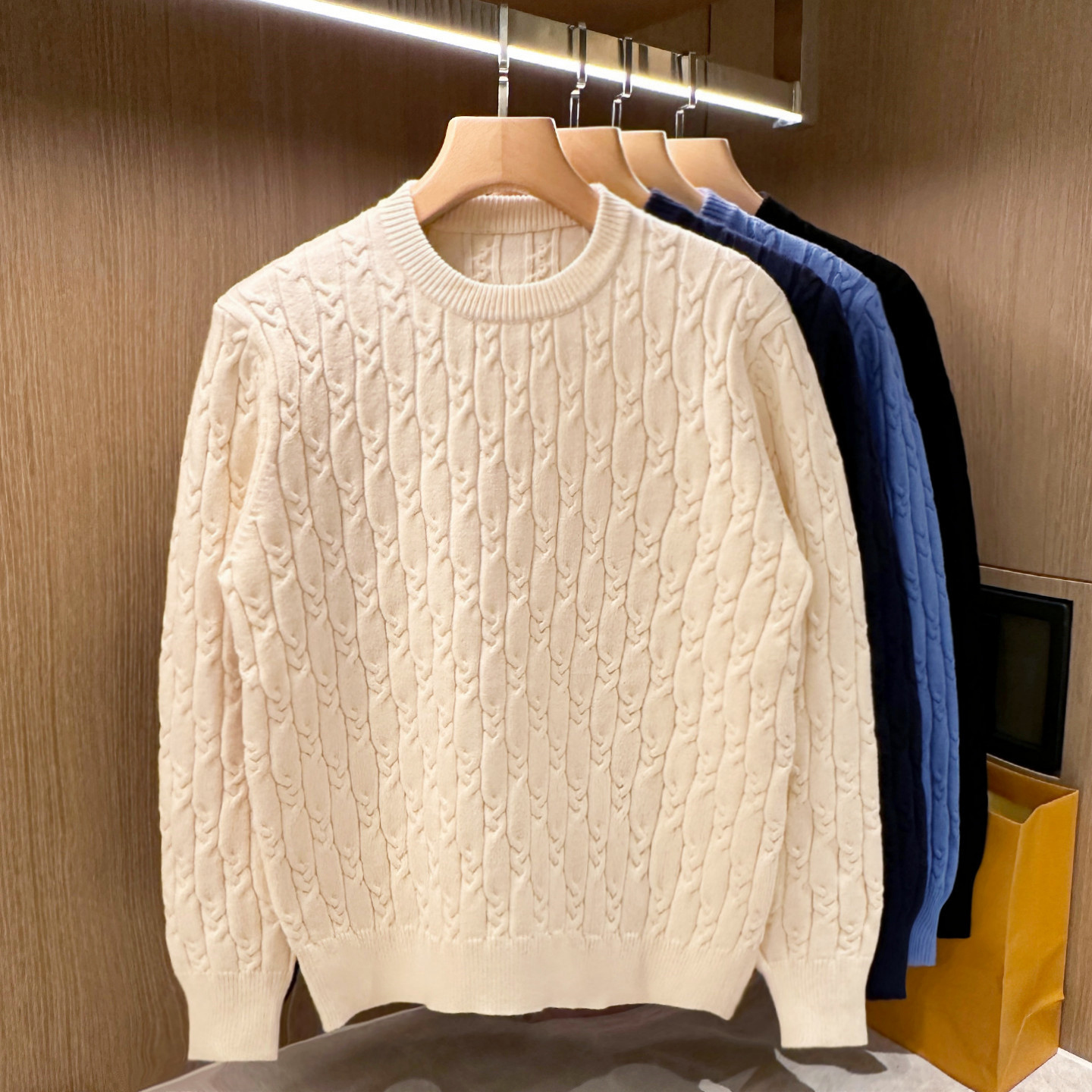 套头针织衫圆领麻花毛衣加厚保暖