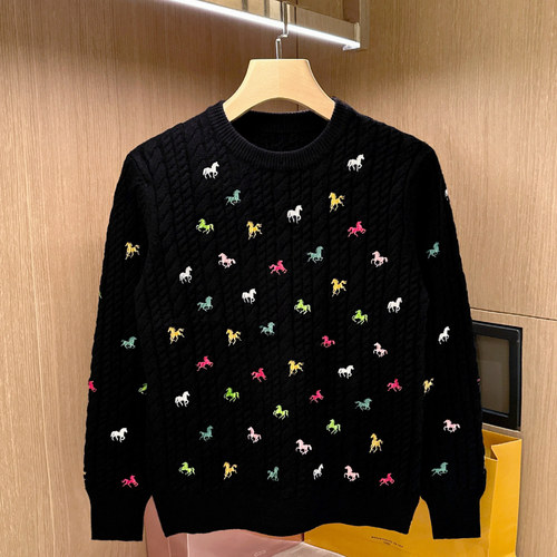 套头针织衫圆领小马刺绣毛衣加厚