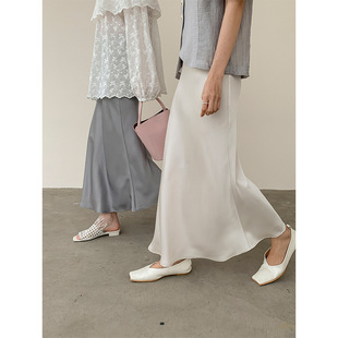 木南十三行2025夏季通勤涤纶感修身a字垂感半身裙女4031