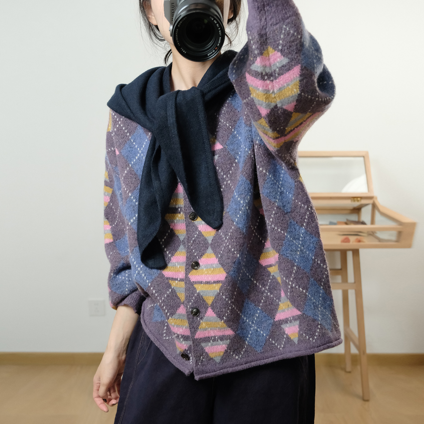 复古文艺彩色菱形格针织开衫