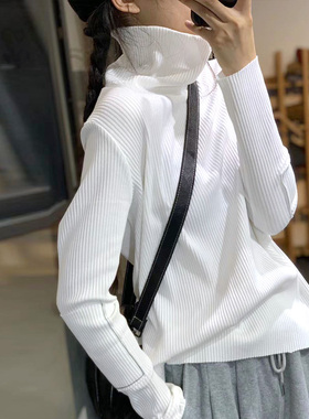 素凡卡秋冬简约高领套头修身显瘦百搭贴袋竖条针织衫毛衣打底衫女