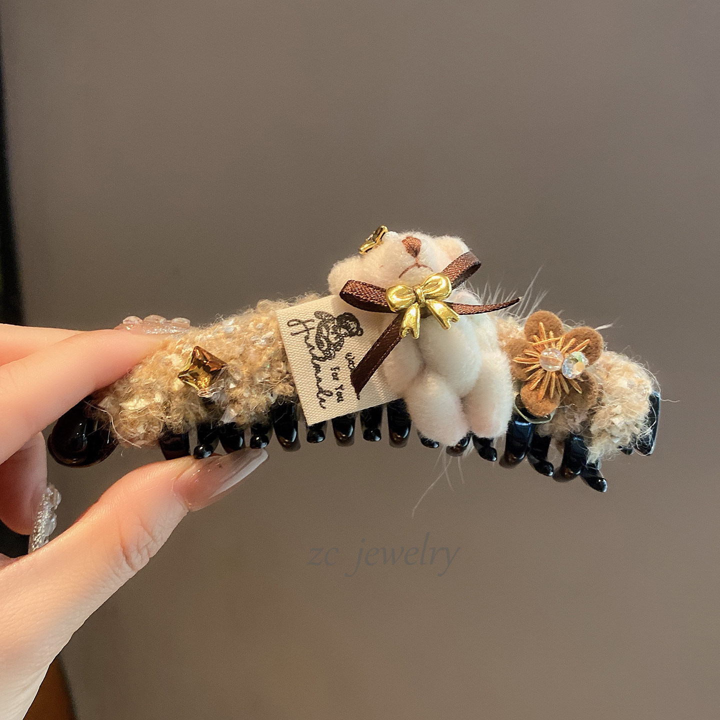 韩版东大门温柔米色卡通小熊闪钻香蕉夹女时尚气质后脑勺高马尾夹