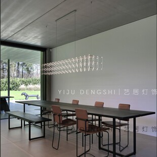 餐厅灯2025年新款高级感餐桌酒吧一字长条灯店铺商用前台吧台吊灯