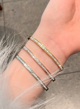 满天星手镯批发钛钢手镯爆款不锈钢手镯子女手饰品高级感满钻手镯