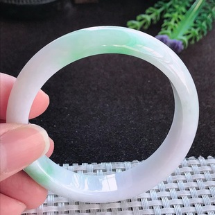 12.8 缅甸A货翡翠55.5 7.6老坑精美温润飘绿手镯 假一赔十