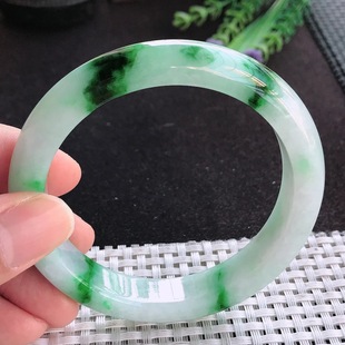 缅甸A货翡翠60 9老坑精美冰润飘辣绿手镯大圈口宽边玉手镯 12.3