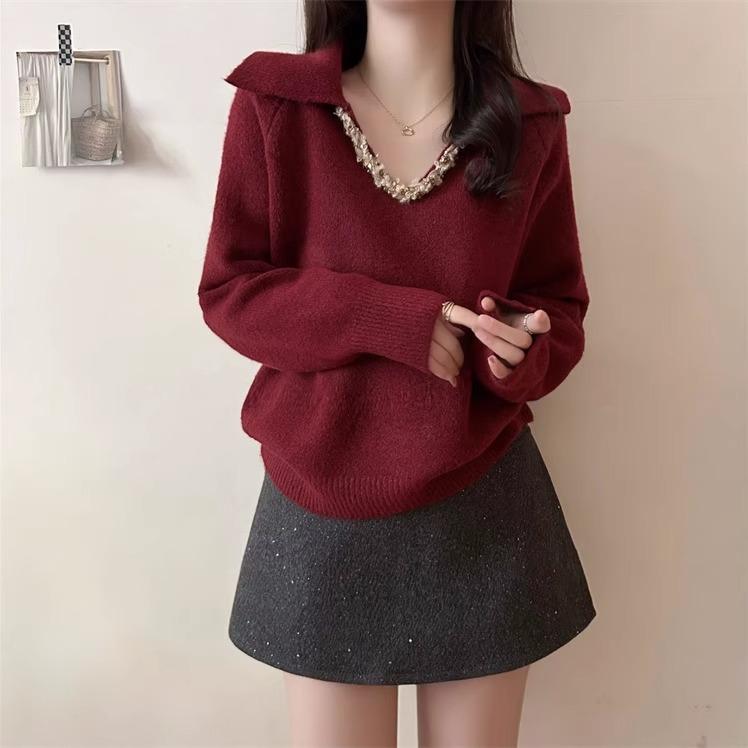 v领针织打底衫女秋冬2025新款设计感慵懒镶钻新年红套头休闲毛衣