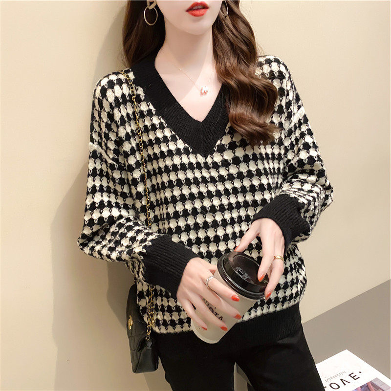 V领针织打底衫女春秋内搭2025新款时尚格子套头毛衣长袖韩版宽松