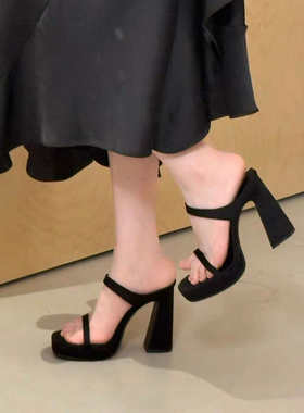 防水台一字带粗跟增高凉拖单鞋Sexy Leisure high-heeled sandals