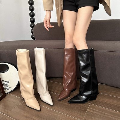 Autumn pointed thick heel long tube oversized boots尖头秋靴