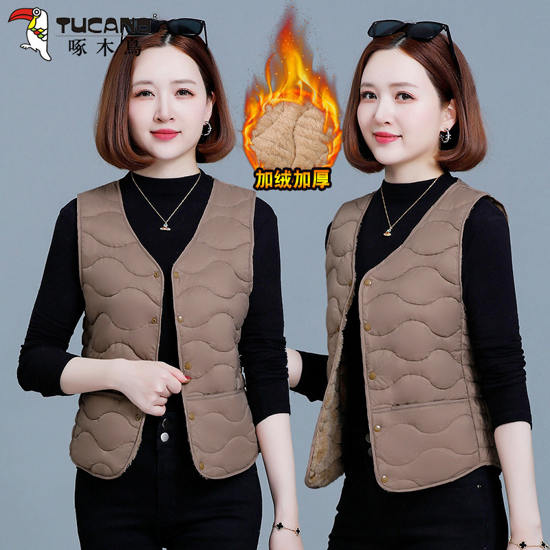 啄木鸟时尚加绒加厚马甲女士冬季中年妈妈加背心马夹外穿坎肩外套