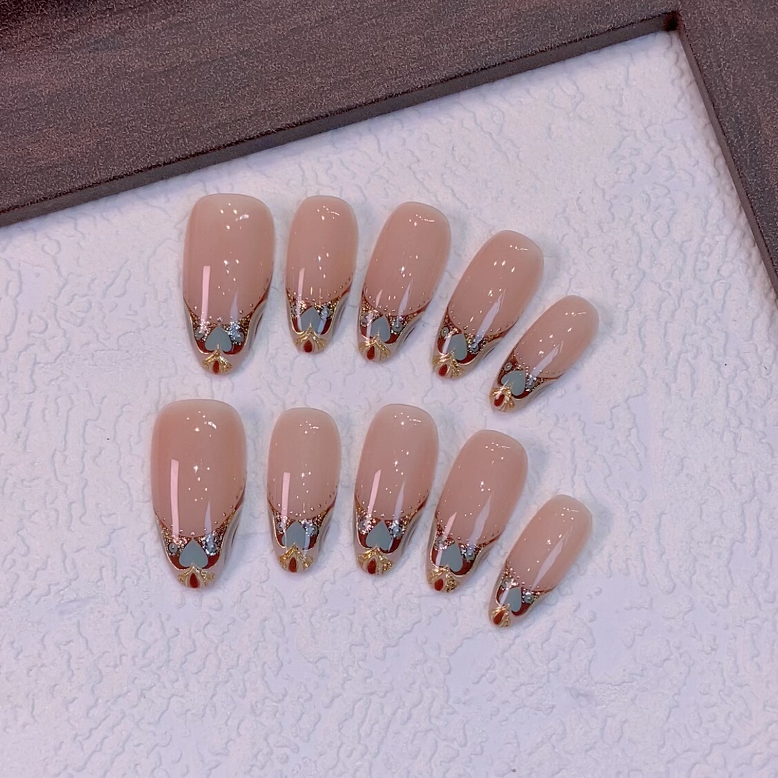 媛满【裸玉珐琅】敦煌壁彩手绘国风裸色法式纯手工穿戴美甲新款