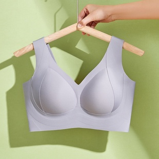 大胸显小聚拢防震调整型文胸 光面无痕运动胖mm大码 内衣女薄款 夏季