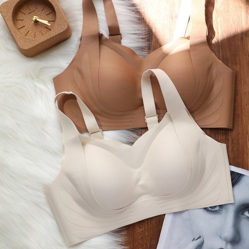 日本提拉无痕内衣女小胸聚拢无钢圈上托软支撑收副乳防下垂文胸罩
