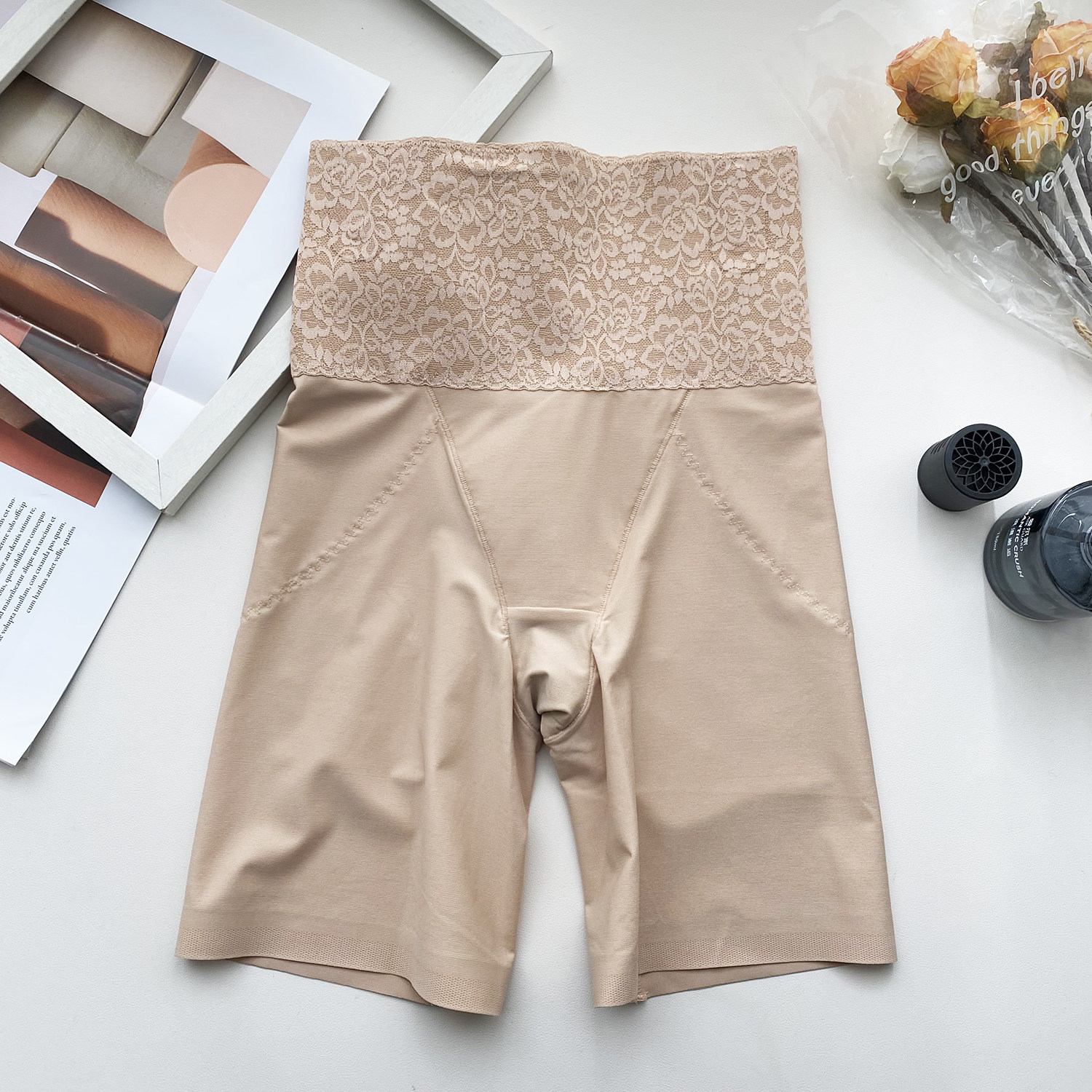 2026春季新款女收腹裤女中高腰塑身提臀内裤性感蕾丝边无痕防走光
