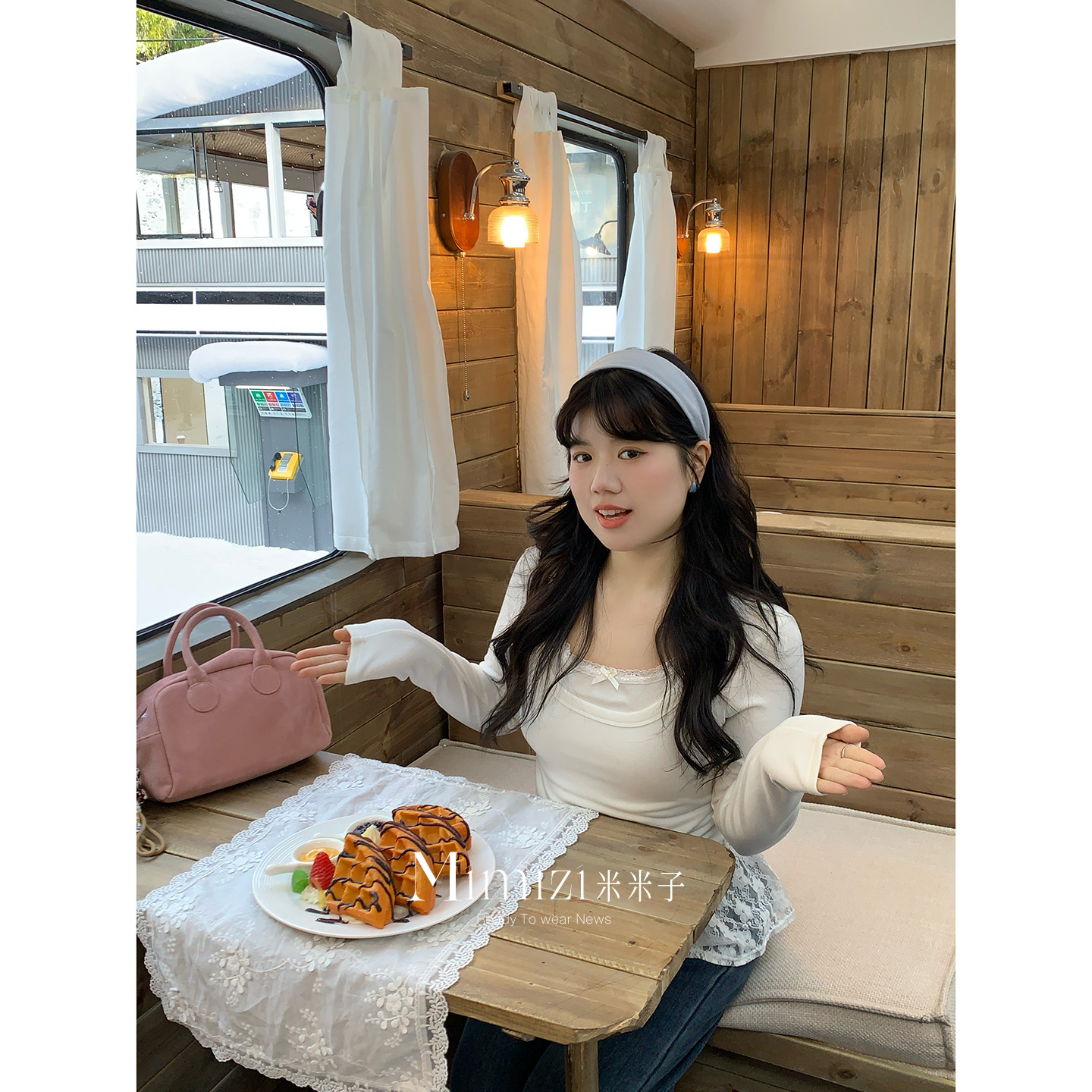 米米子微胖大码胖mm“纯白星河”甜美风修身假两件蕾丝挂脖上衣冬