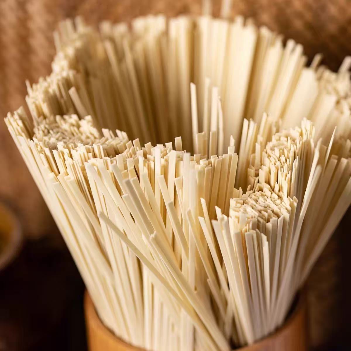 四川泸州古蔺特产食用碱性干挂面