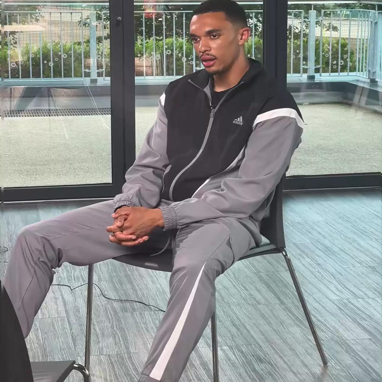 Adidas阿迪达斯男子运动套装春秋梭织外套休闲长裤两件套IJ6072