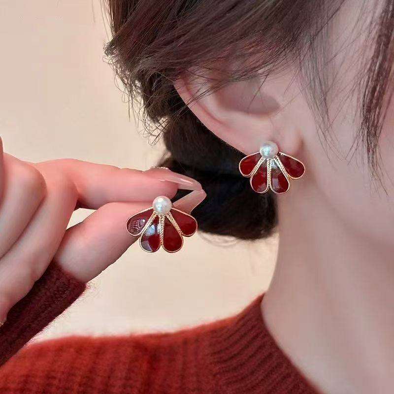 法式红色扇形花瓣珍珠耳钉轻奢高级感气质显白绝美耳环方圆脸耳饰,珠宝/钻石/翡翠,耳饰,淘宝优惠券,粉丝福利购,淘宝优惠卷