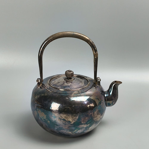 益茂制日本银壶日本老银壶。品相如图。