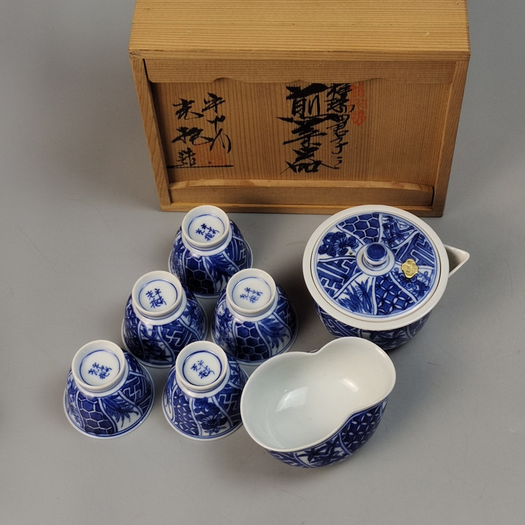 平安光抱作日本清水烧染付宝瓶泡瓶公道杯茶碗茶器茶具一套。