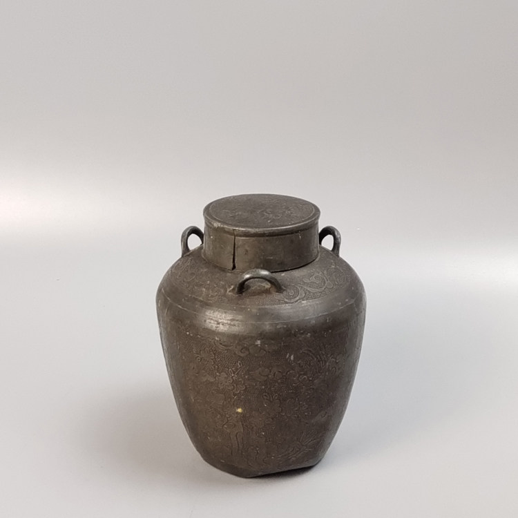 恒和陈记老锡茶筒茶叶罐。日本回流。品相如图。