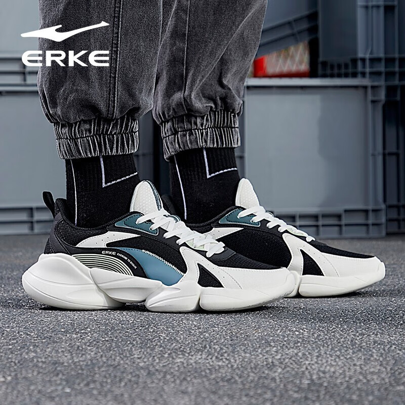 鸿星尔克2024新款运动休闲鞋男